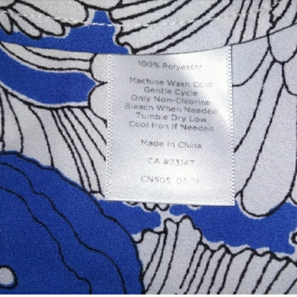 Talbots Floral Blouse Size XL - Picture 7 of 7